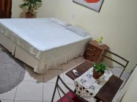 Suíte Cama Queen perto Centro Histórico e Praias