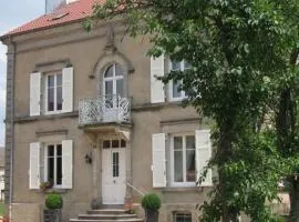 Maison de caractère avec jardin, terrasse et équipements pour grandes familles au Val-d'Ajol - FR-1-589-169