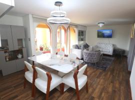 Brand new apartment 4 blocks from Plaza Armas Arequipa，位于阿雷基帕的酒店