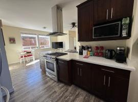 Family Comfy Kid Family Pet-Friendly Home Near Everything，位于伊瑟阔的酒店
