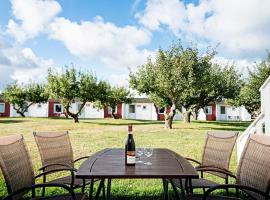 The Apple Garden Holiday Center，位于阿灵厄的酒店