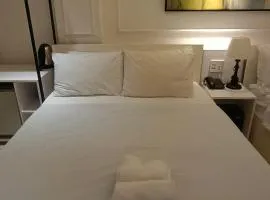 Emerald Saigon Hotel