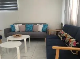 Relax and Recharge, Modern private apartment with private Rooftop