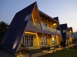 Sovas Nature Hideout，位于Kolvan的酒店