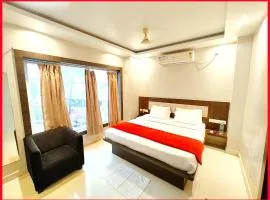 HOTEL HOME TOWN Near Jagannath Temple - Sea Beach - Fully Air conditioned & Spacious Luxuary Rooms - Free Wifi & Parking Facilities - A Heart of The City