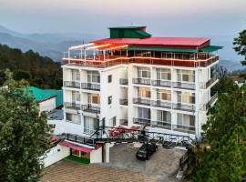 AI 360 Degree Hotel，位于兰斯顿的酒店