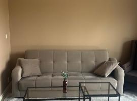 Moderne Leilighet med panorama utsikt，位于桑讷菲尤尔的酒店