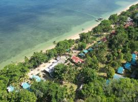 利邦海滩度假酒店，位于利邦岛的酒店