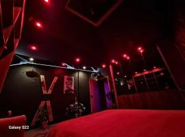 Aka Love'Room