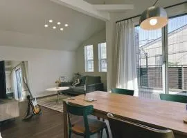 Tokyo Designer House with 2 Guest Rooms