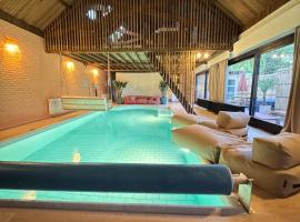 Sensi Waters，位于Duffel的酒店