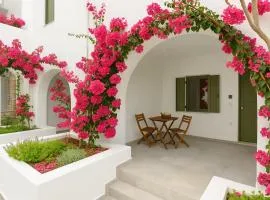 Nostalgia Ambelas Paros Seaside Apartments