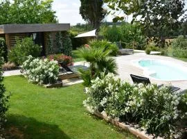 Timazen Lodges Agen Sud