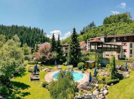 Smileys Kinderhotel，位于Trebesing的酒店