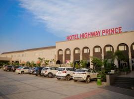 Hotel Highway Prince Behror，位于Behror的酒店