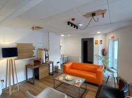 Lotila Flats Rio Caudal，位于菲加雷多的酒店