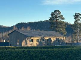 Melø Panorama design home with magical views，位于拉尔维克的酒店