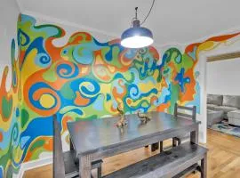 Relax and Unwind in the Heart of Fayetteville home