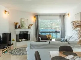 Sea-esta Beach House, By ThinkVilla