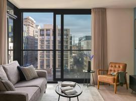 Sonder by Marriott Bonvoy Britain Quay Apartments Grand Canal Square，位于都柏林的酒店