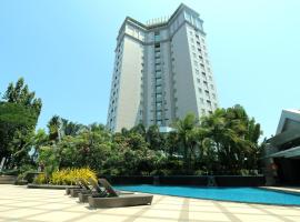 爪哇岛百诺肯酒店，位于泗水泗水西普拉世界购物中心附近的酒店