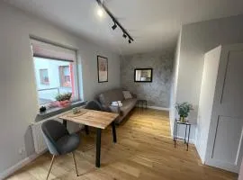 GREY PEPPER with balcony