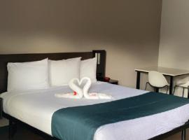 Studio 6 Corona, CA West，位于科罗娜的酒店