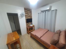 Casa Roberto Transient Room#1，位于Calasuche的酒店