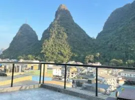 Yangshuo Yihan Resort Hotel