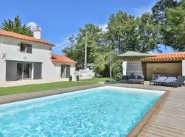 Villa piscine etang et foret