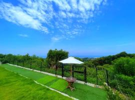 Pet-friendly, entire house rental on Shikashima! 100-tsubo dog run and ocean view，位于Kashima的酒店