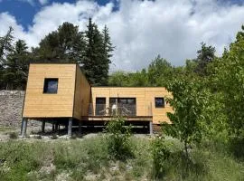 Petit Chalet neuf avec jardin - La montagne Sud