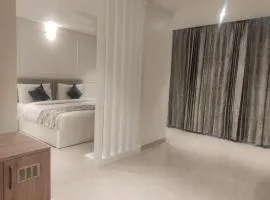 Mumbai House Express