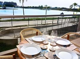 Vista impresionante y cama king en Baia Kristal，位于Los Arrayanes的酒店