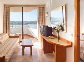 TRH滨海花园酒店，位于圣蓬萨的酒店