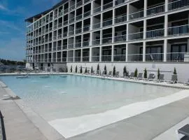 Vacation Together at Our 2 Condos Providing 6 Bedroom Suites