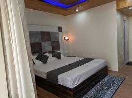 Deodar Hilltop Homestay，位于柴尔的酒店