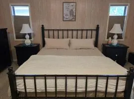 Classic Charm Close to Lake 2