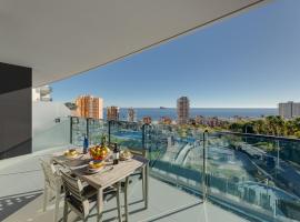 SUNSET DRIVE 128 Luxury Beach Retreat by CAR，位于贝尼多姆的酒店