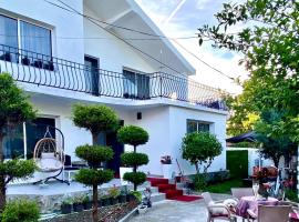 Artists Guest House，位于斯库台的乡村别墅