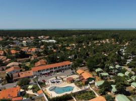 Camping Oléron St-Tro'Park，位于圣特罗让莱班的酒店