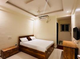 Hotel Nx Surya，位于Chakan的酒店