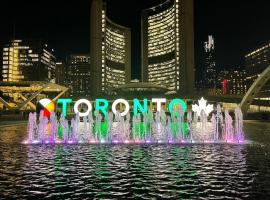 Central Toronto Economical Stay-Stress Free Checkin，位于多伦多的酒店