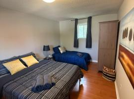 Budget Stay For Travellers to Canada Wonderland,Toronto，位于沃恩的酒店