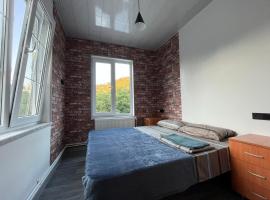 Hostel La Casa Dilijan，位于迪利然的酒店