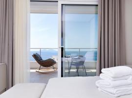 Villa Christianna free parking，位于伏罗拉的酒店