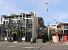 Gateway to The Gorge, Central with Free Parking，位于朗塞斯顿的酒店