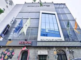 Daegu February Hotel Hwanggeum