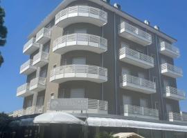 Hotel Jesolo Sand，位于利多迪耶索罗的酒店