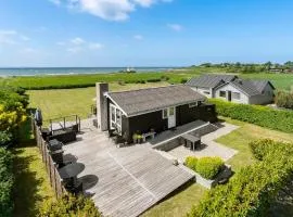 2 Bedroom Amazing Home In Martofte